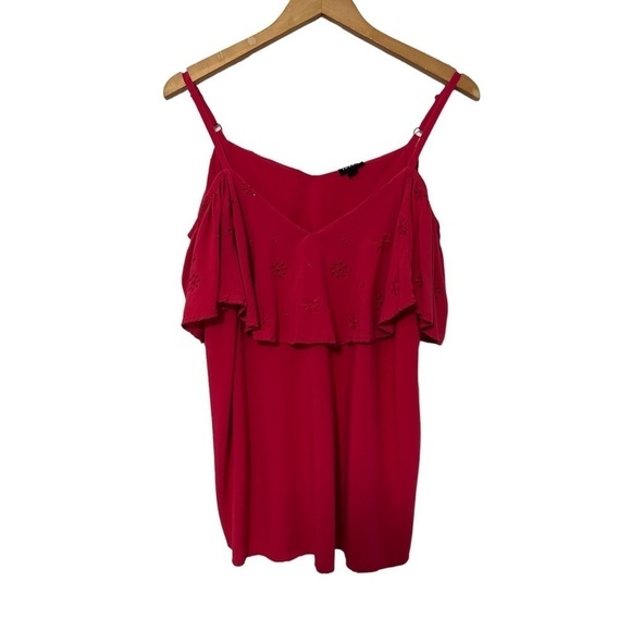 Torrid Challis Embroidered Cold Shoulder Top Size OX - Picture 4 of 8